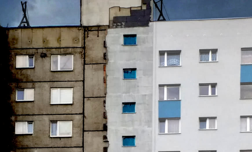 Tynkowanie elewacji - natryskowo czy ręcznie?